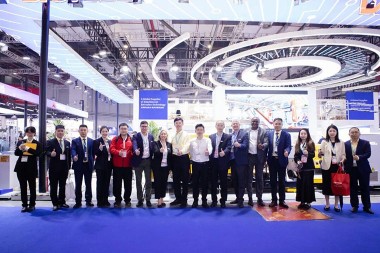 Eén team, één visie | JWELL werkt wereldwijd samen om een ​​nieuw tijdperk van industriële samenwerking in te luiden